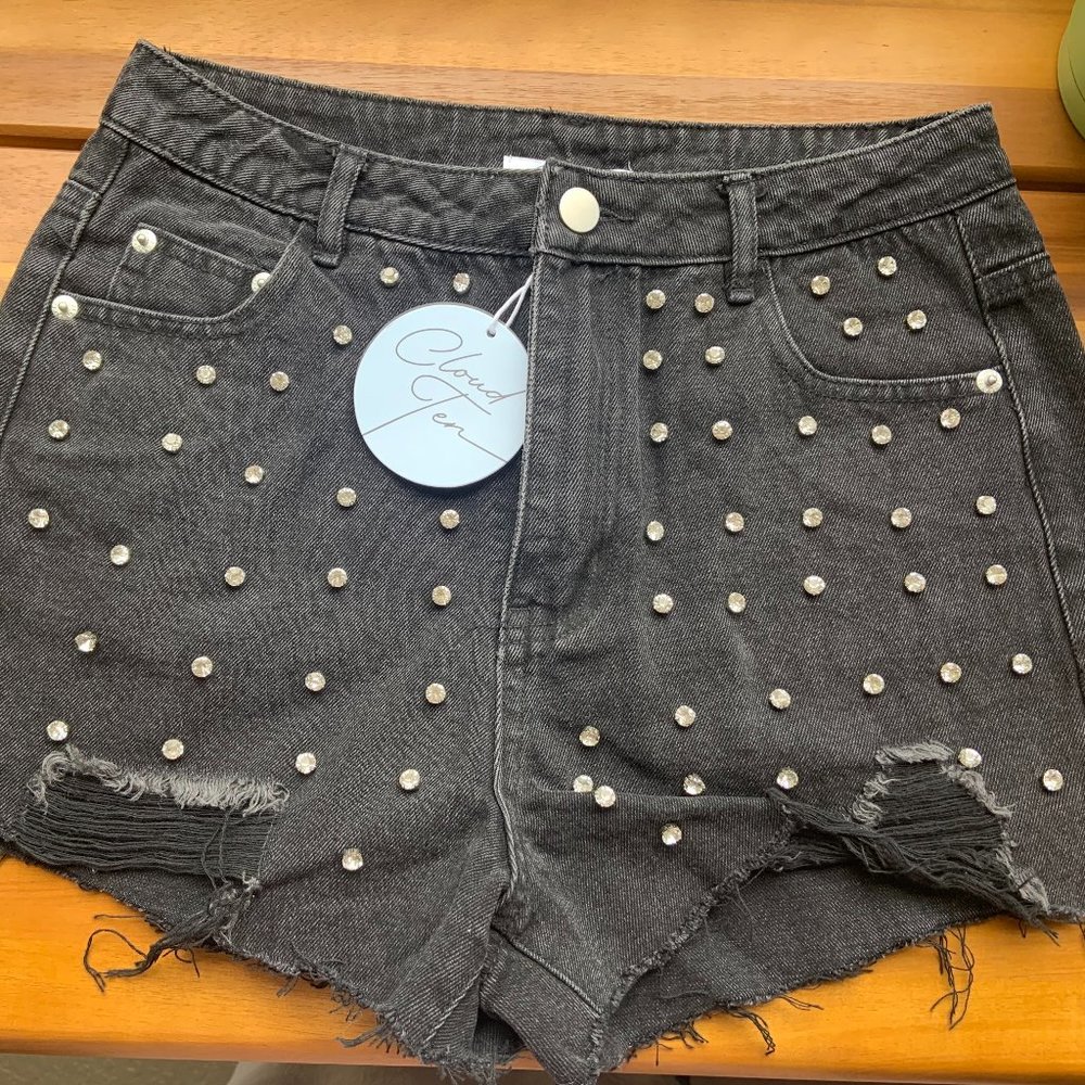 NEW Cloud Ten women's shorts